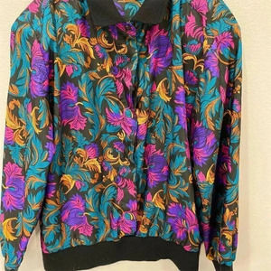Giamma women’s button up pull over top Sz L Multicolor long sleeve lightweight